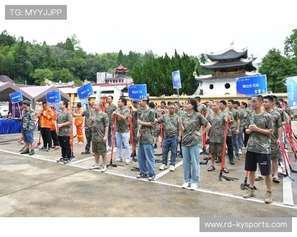 自行车队完善青少年训练营的应急演练与医疗救援联动,自行车队人员配置